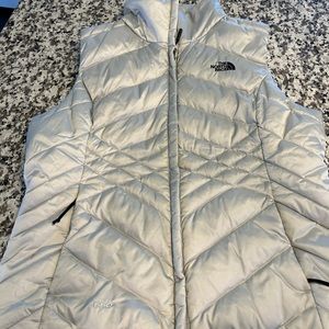 Women’s North Face puffer vest